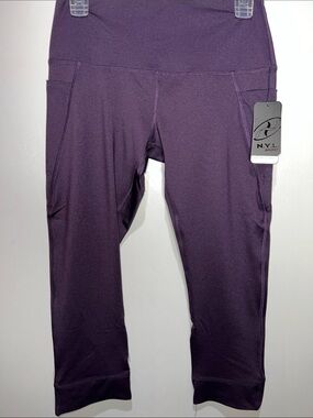 N.Y.L. Sport Plum Athletic Capri Leggings with pockets
